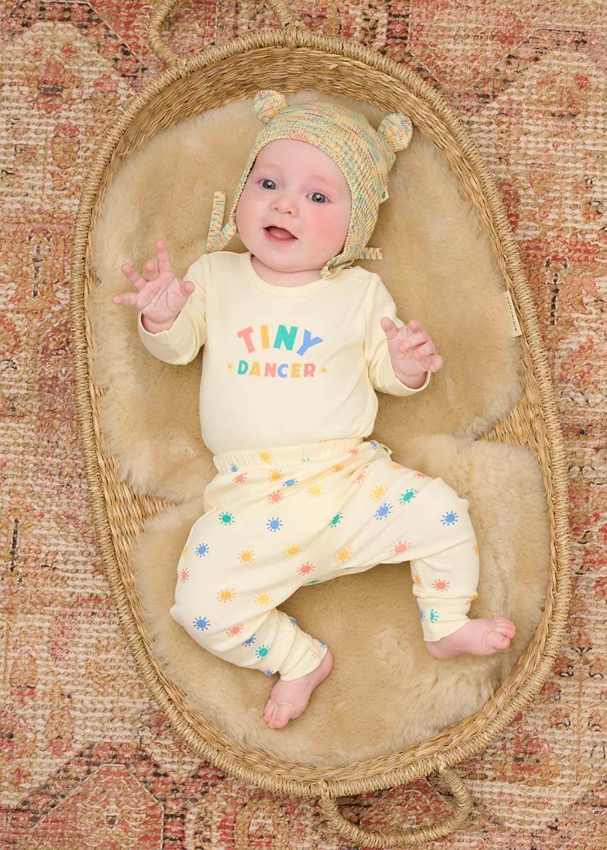 Buxur / Harem buxur / kremlitaðar  buxur / GOTS vottað / lífræn bómull / mjúk barnaföt / barnaföt / 
ungbarnaföt | LaríLei - Larí Lei | sniðug gjöf / sængurgjöf / skírnargjöf