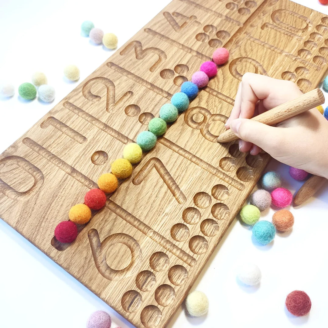 Handgerð leikföng / Þroskaleikföng / Viðarleikföng / Montessori |Sniðugar gjafir| Threewood / LaríLei / Larí Lei, flokkunarbakki, viðartöng, filtkúlur, talnabakki, læra að telja, talning, skrifa tölur, tölustafir, 