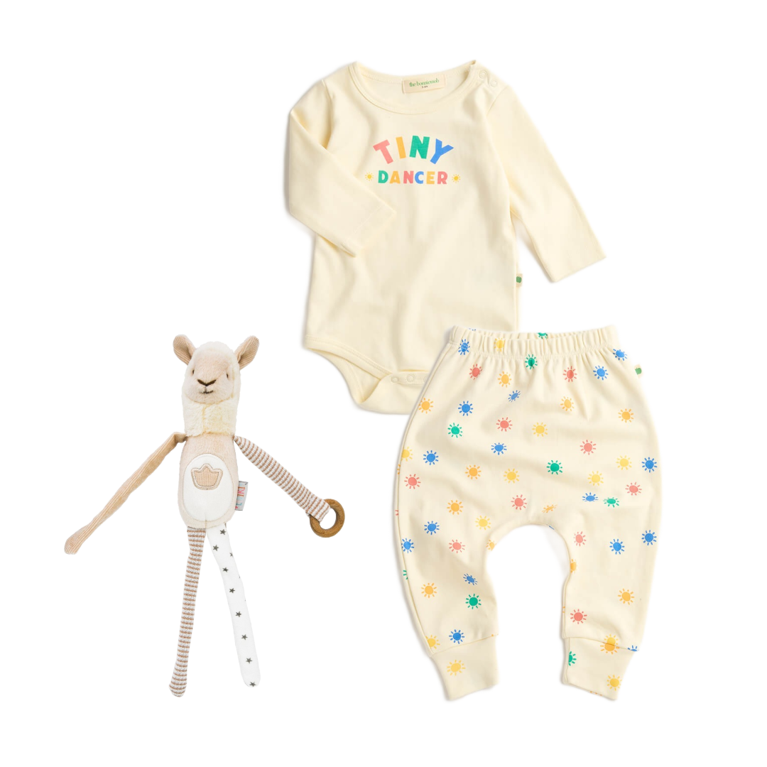 Vistvæn leikföng / eco / leikföng / hrista / lamadýr / nagadót / Samfella / Síðerma samfella / GOTS vottað / lífræn bómull / mjúk barnaföt / barnaföt / Buxur / Harem buxur / kremlitaðar  buxur, ungbarnaföt | LaríLei - Larí Lei | sniðug gjöf / sængurgjöf / skírnargjöf, jólagjöf fyrir börn, jólagjöf,  gjafapakki, gjafapakkar